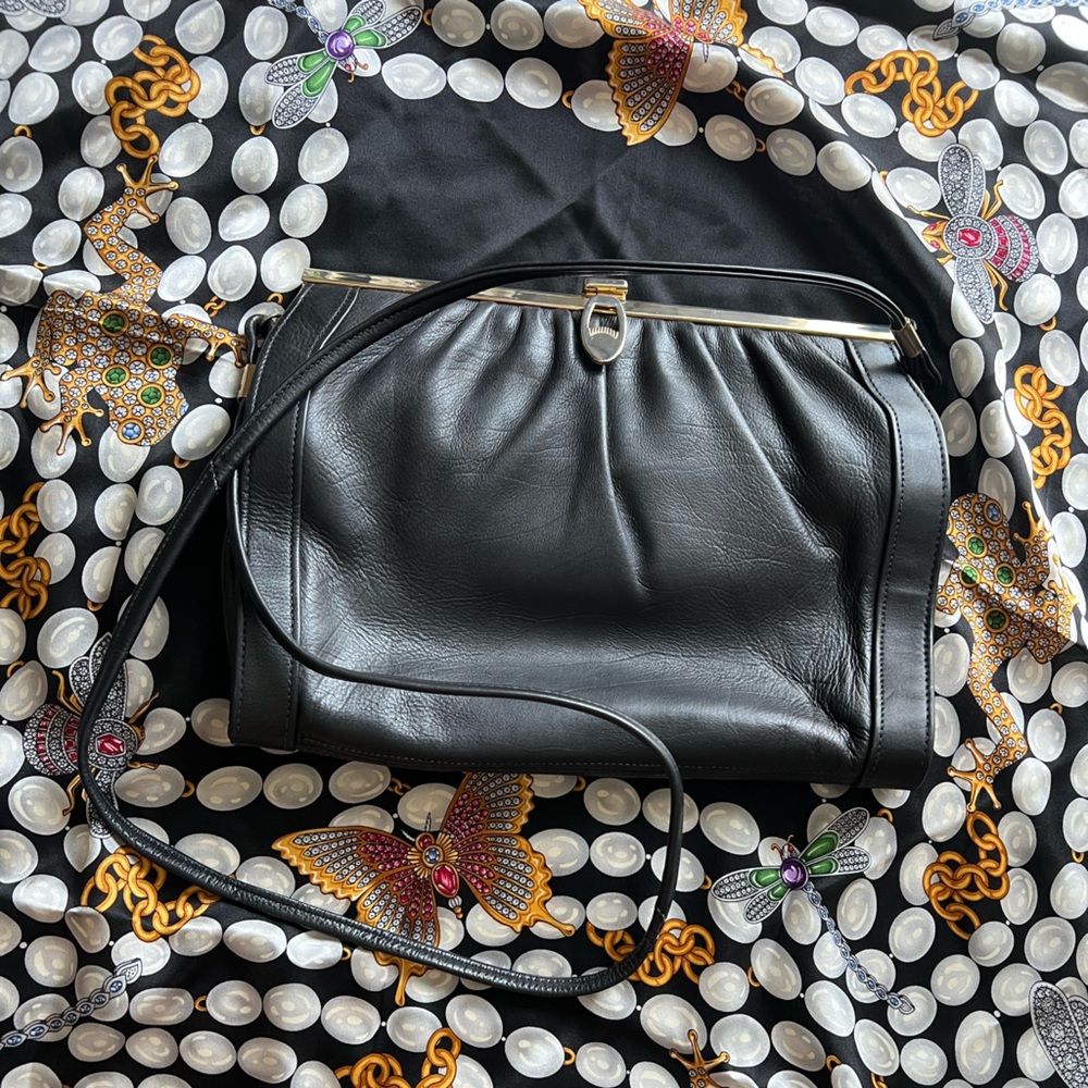 Vintage Gathered Black Leather Frame Bag